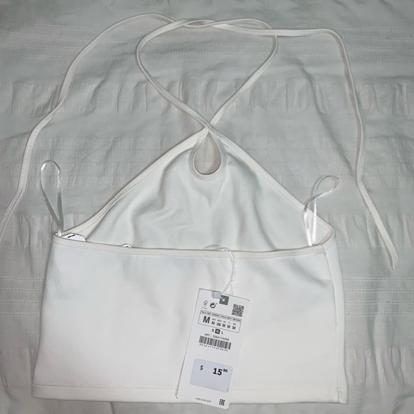 White medium halter top, brand Zara. Condition is brand new, never worn. - Picture 2 of 3